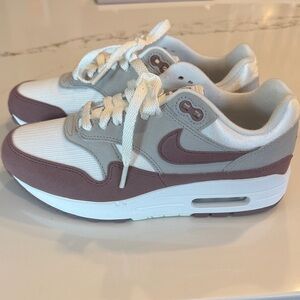 Nike Air Max Sneakers - NWOT